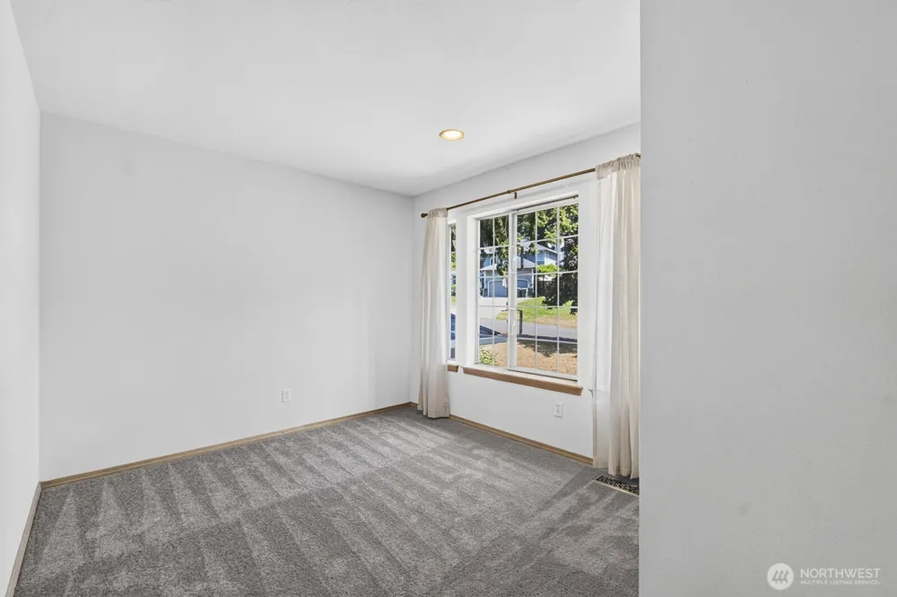 3516 97th Avenue E Edgewood, WA 98371