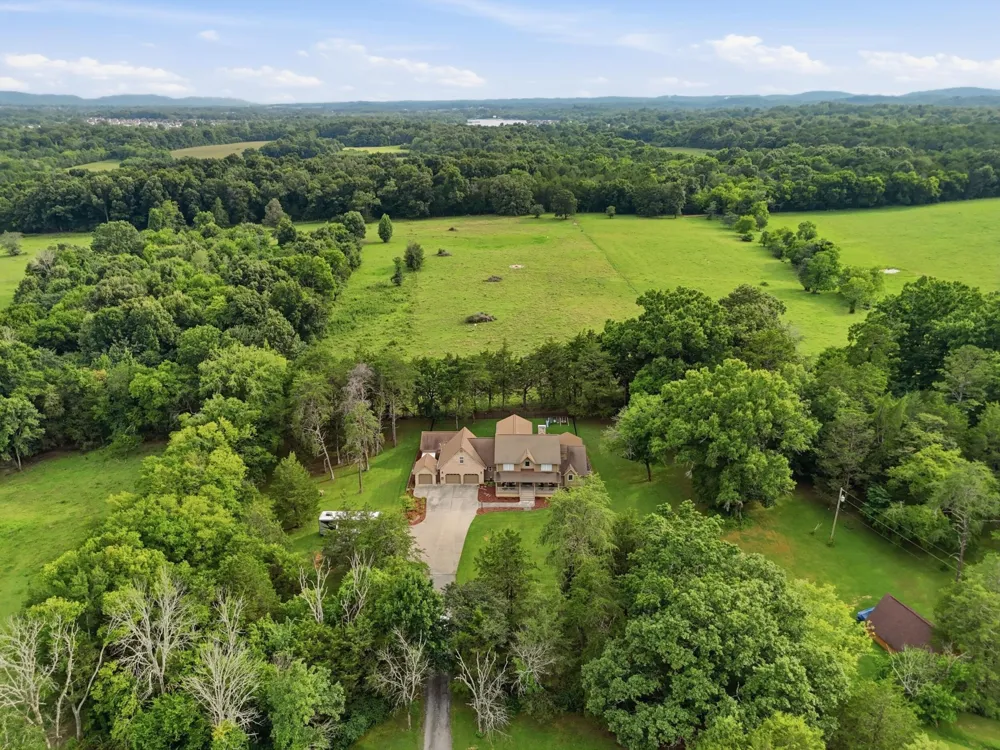 7914 Mahan Gap Road Ooltewah, TN 37363