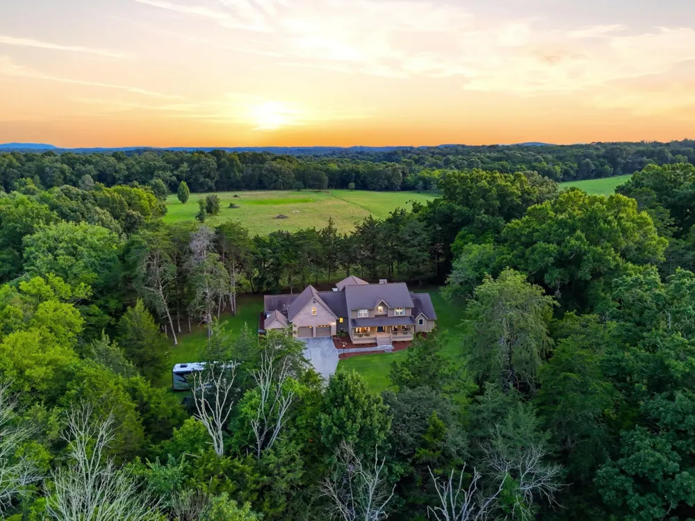 7914 Mahan Gap Road Ooltewah, TN 37363