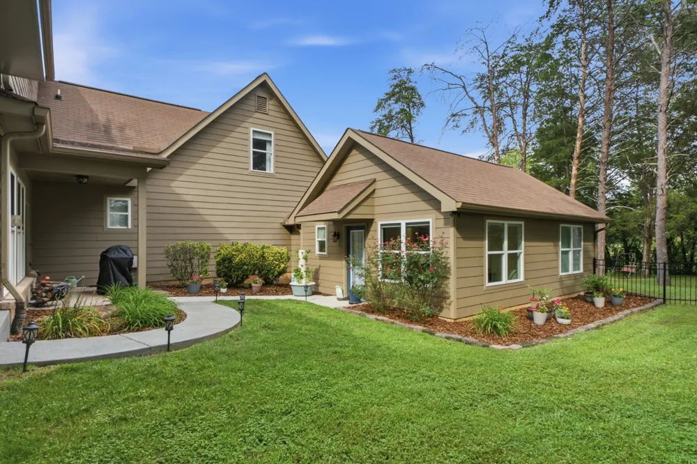 7914 Mahan Gap Road Ooltewah, TN 37363