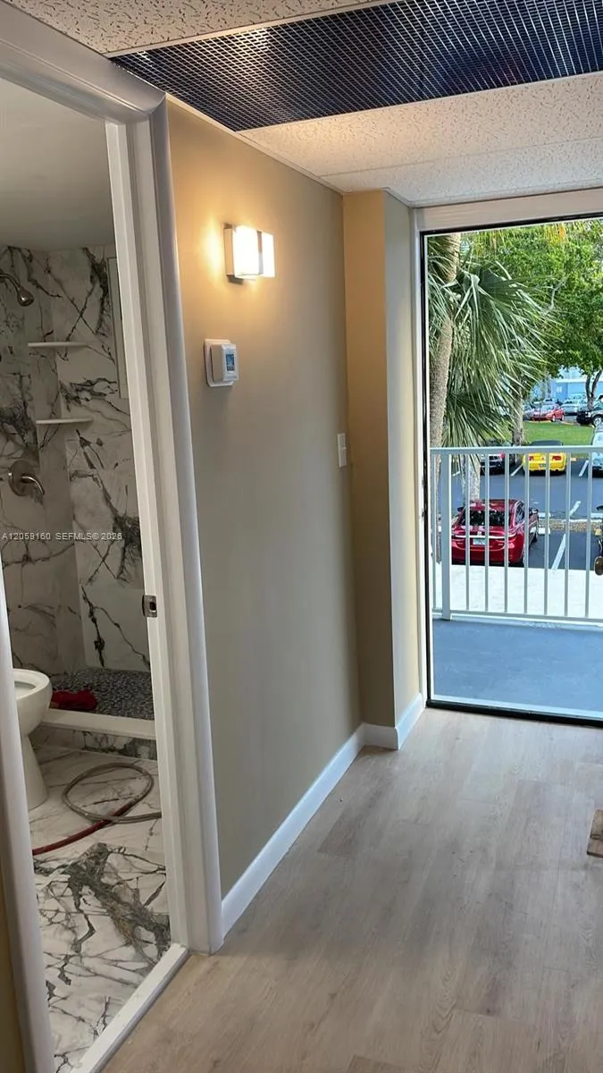 120 Royal Park Dr #2D Oakland Park, FL 33309