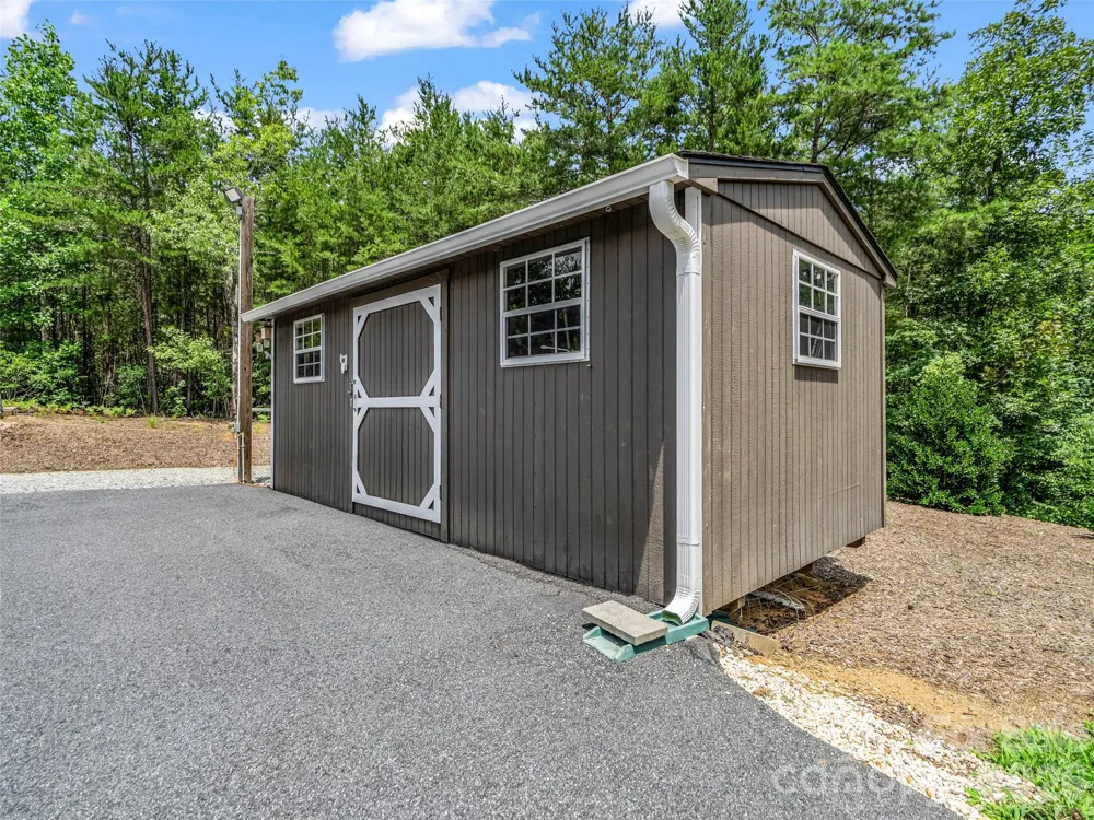 1110 Laughter Road Mill Spring, NC 28756