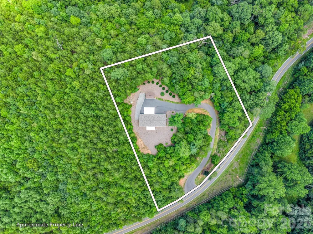 1110 Laughter Road Mill Spring, NC 28756
