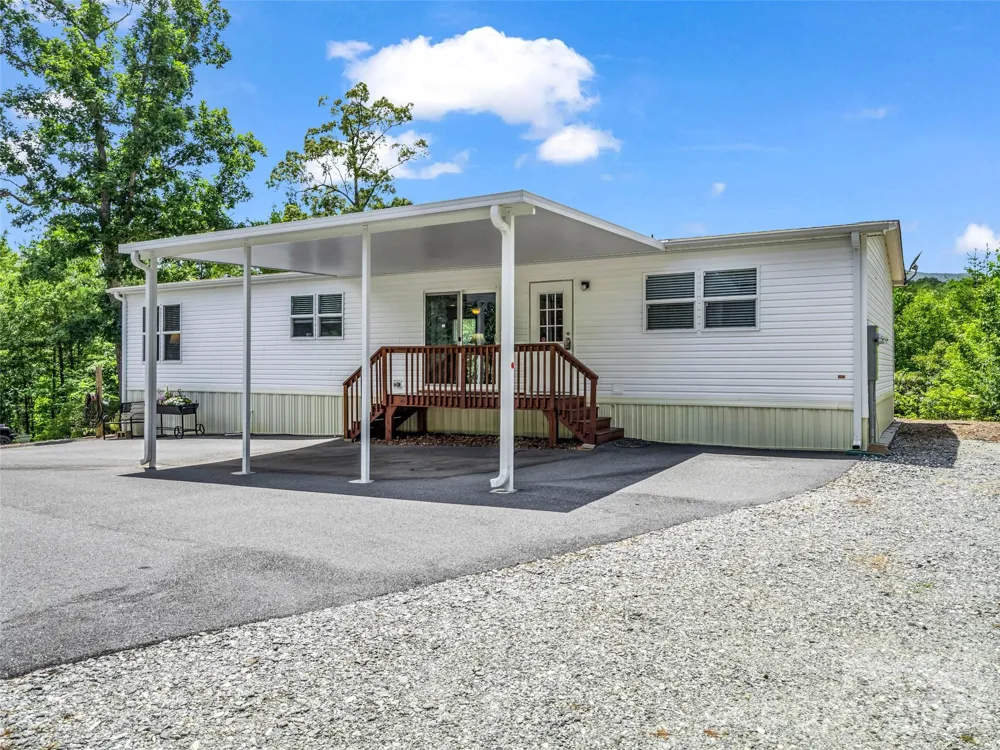 1110 Laughter Road Mill Spring, NC 28756