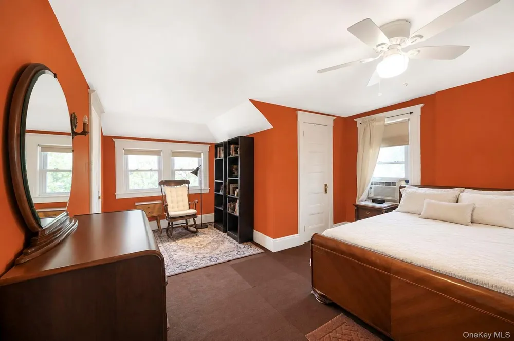 359 Roosevelt Avenue Freeport, NY 11520