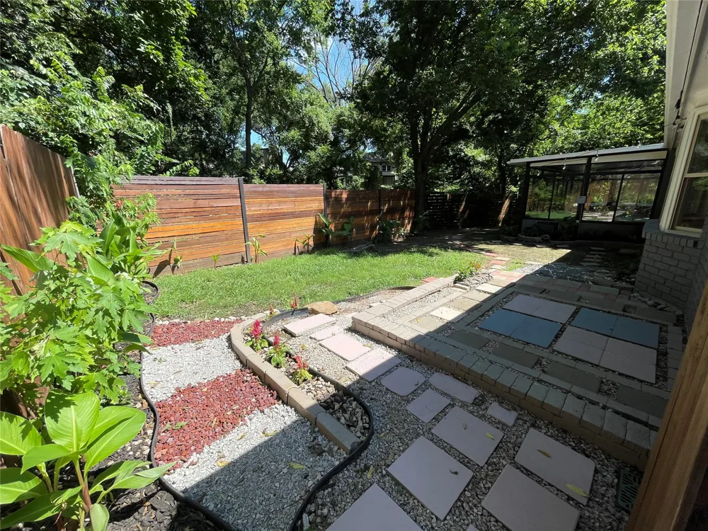 7713 S Glenwood Court Broken Arrow, OK 74011