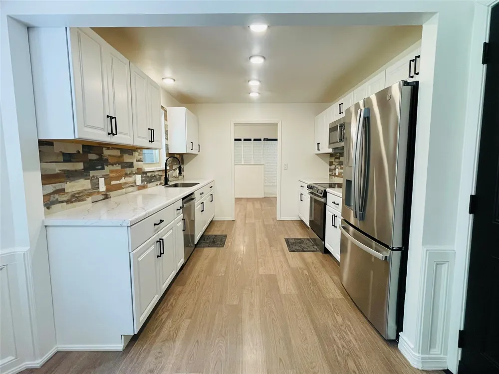 7713 S Glenwood Court Broken Arrow, OK 74011
