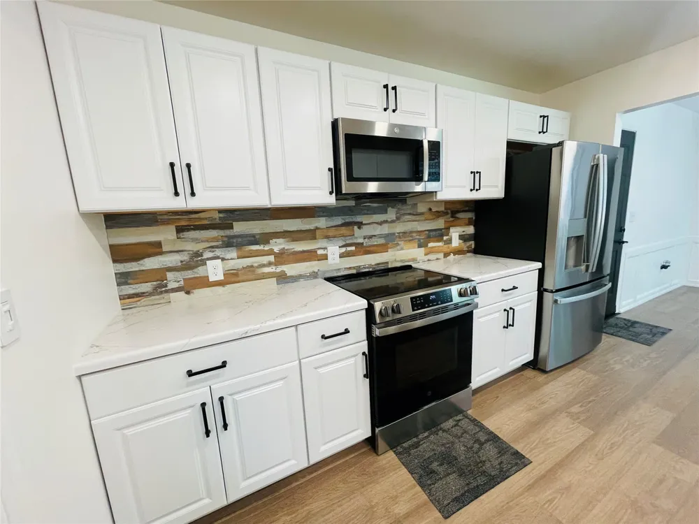 7713 S Glenwood Court Broken Arrow, OK 74011