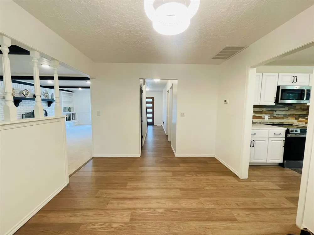 7713 S Glenwood Court Broken Arrow, OK 74011