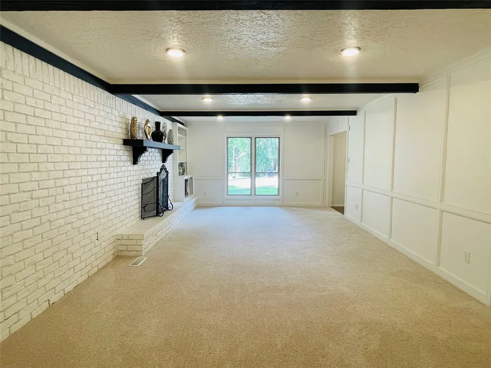 7713 S Glenwood Court Broken Arrow, OK 74011
