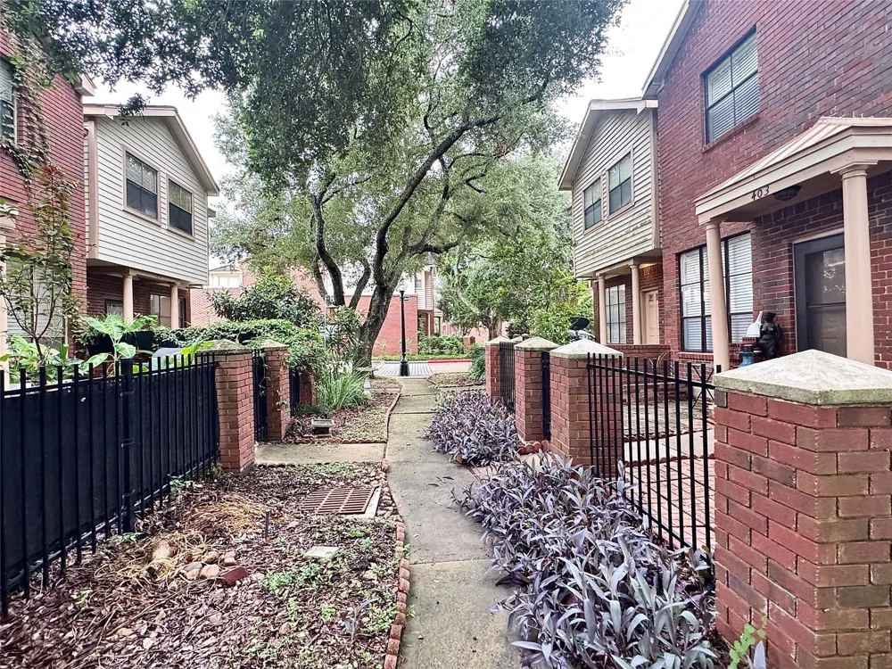 1103 Dulles Avenue #504 Stafford, TX 77477