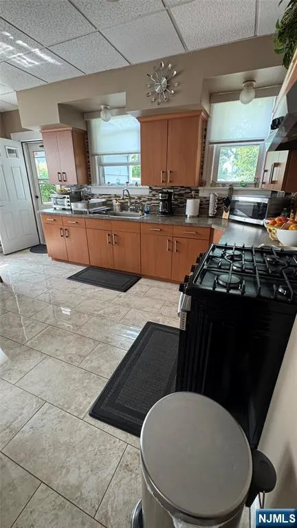 9 Guenther Place Passaic, NJ 07055