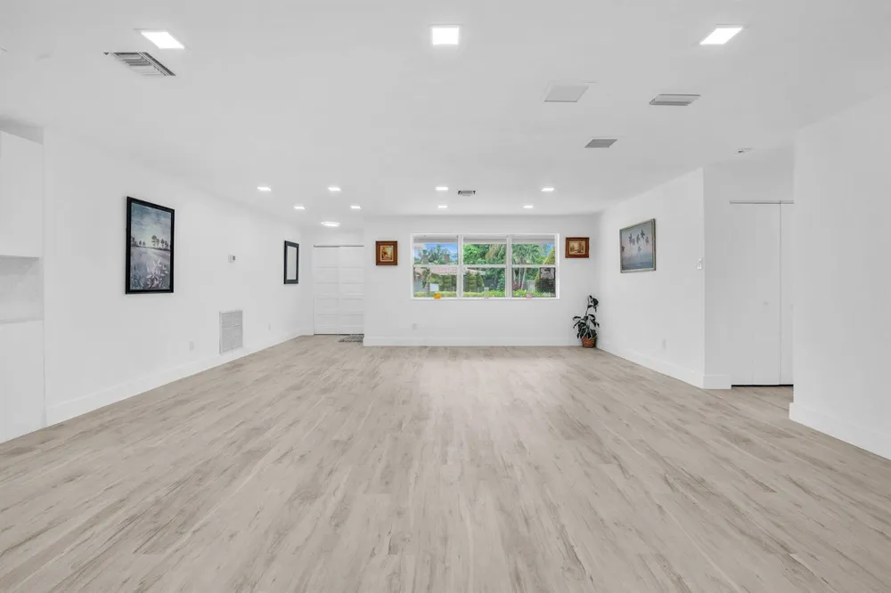 4872 NW 6TH COURT Plantation, FL 33317