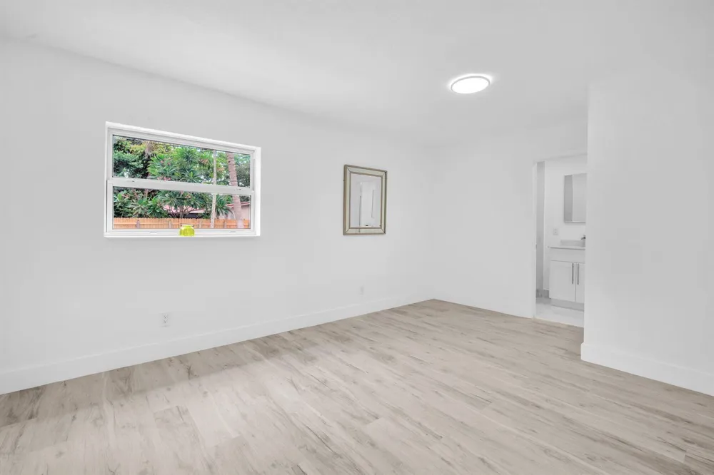 4872 NW 6TH COURT Plantation, FL 33317