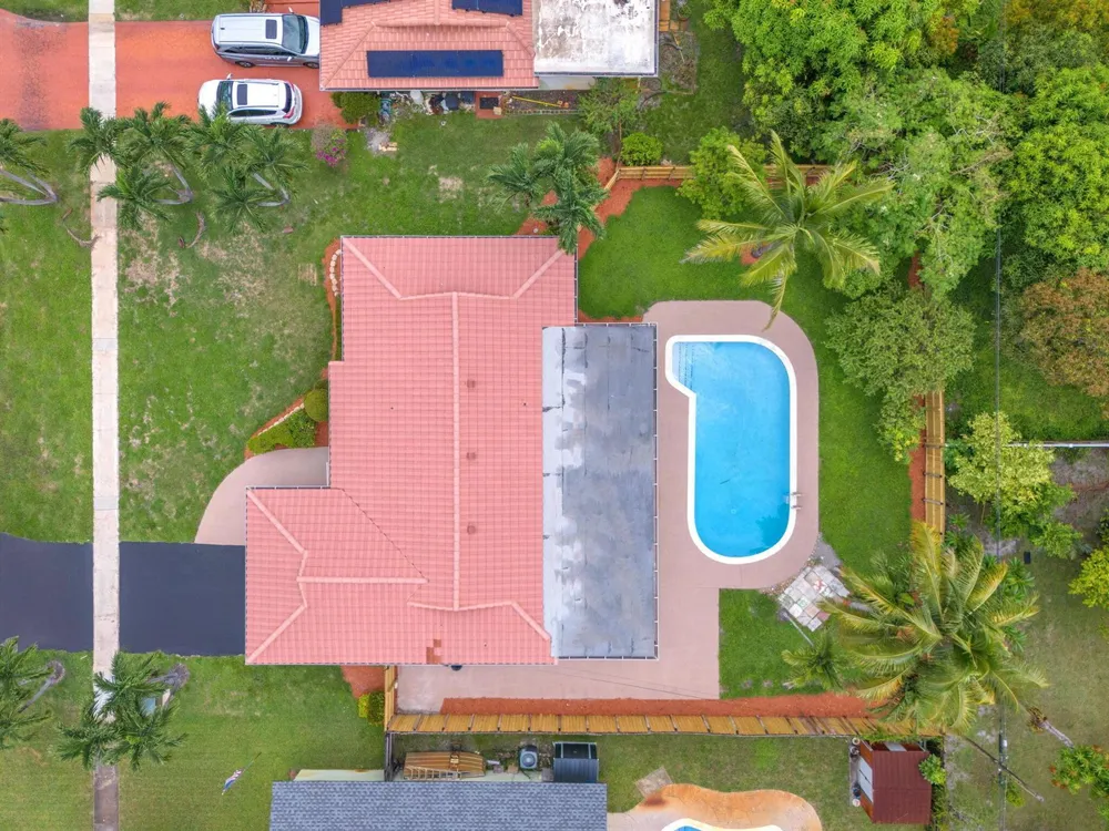 4872 NW 6TH COURT Plantation, FL 33317