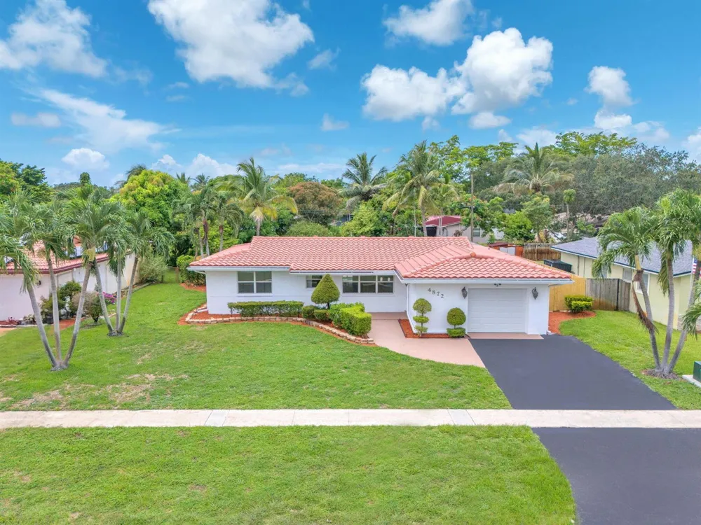 4872 NW 6TH COURT Plantation, FL 33317