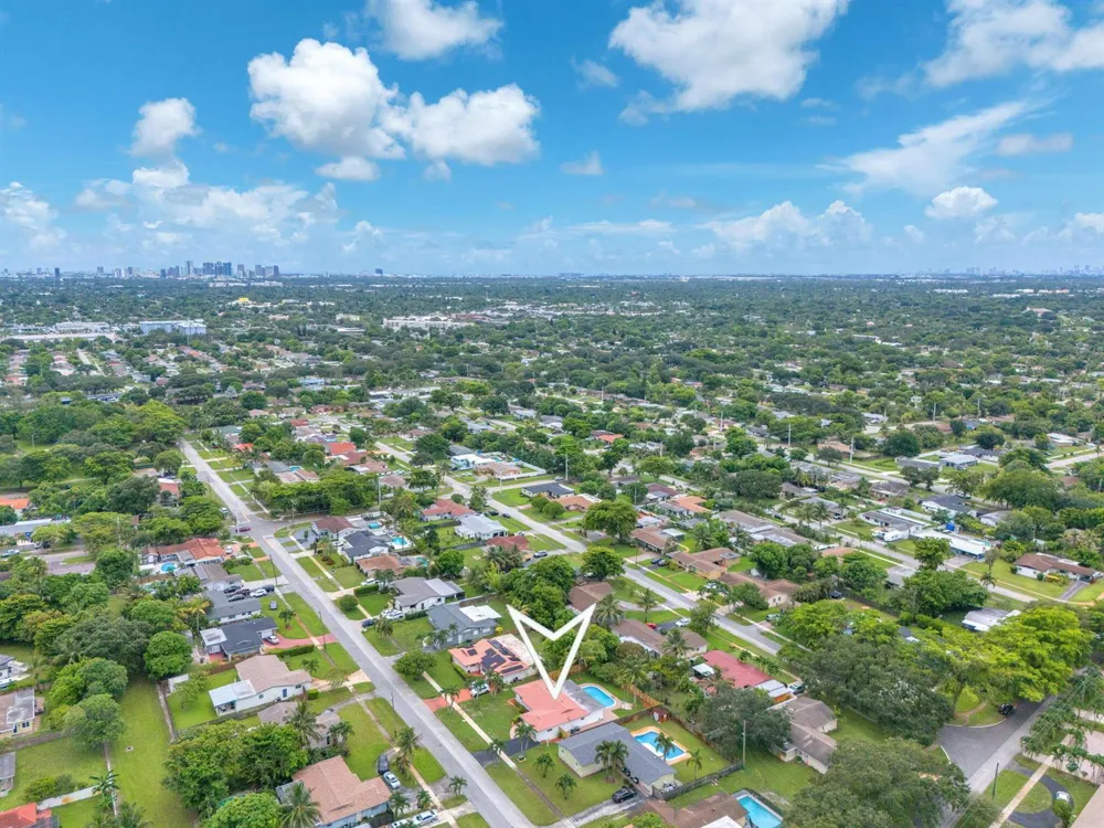 4872 NW 6TH COURT Plantation, FL 33317