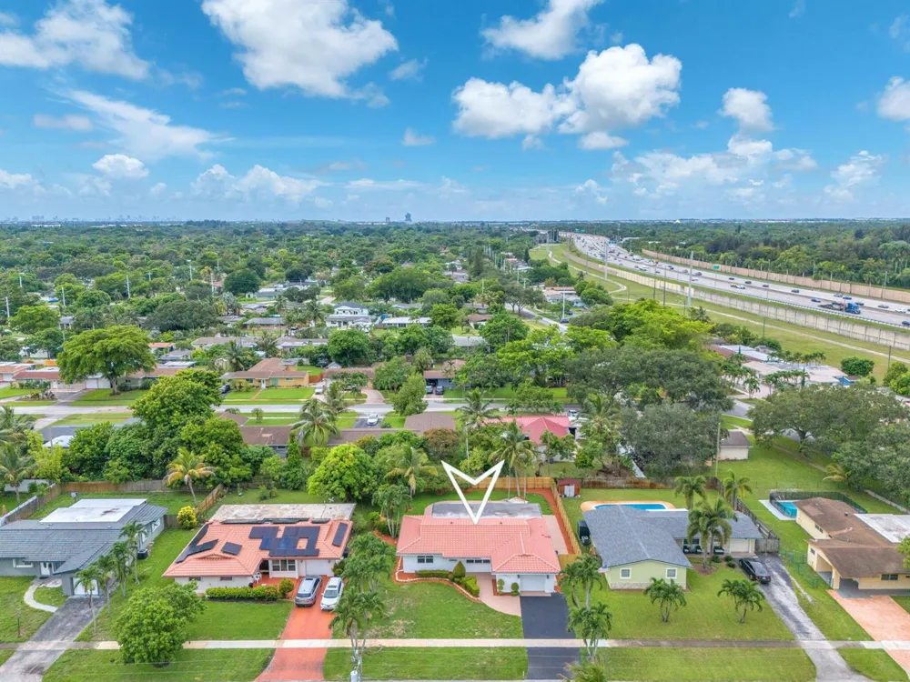 4872 NW 6TH COURT Plantation, FL 33317