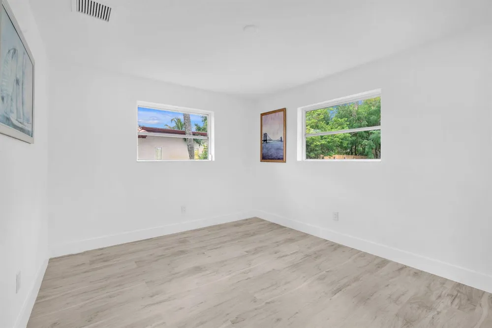 4872 NW 6TH COURT Plantation, FL 33317