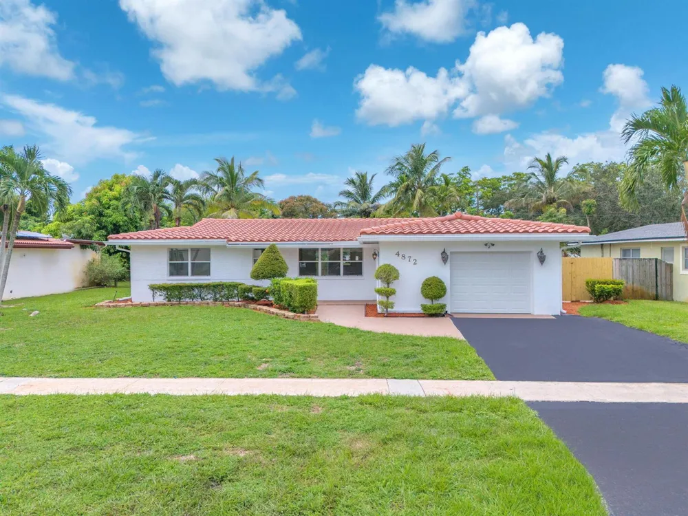 4872 NW 6TH COURT Plantation, FL 33317