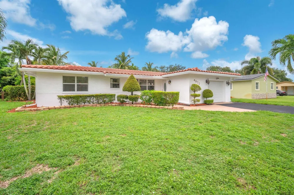 4872 NW 6TH COURT Plantation, FL 33317