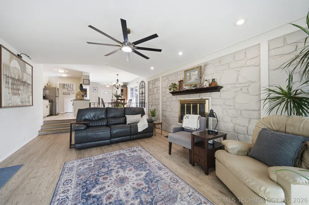 15911 E 131st Street S #Unit 1 Broken Arrow, OK 74011