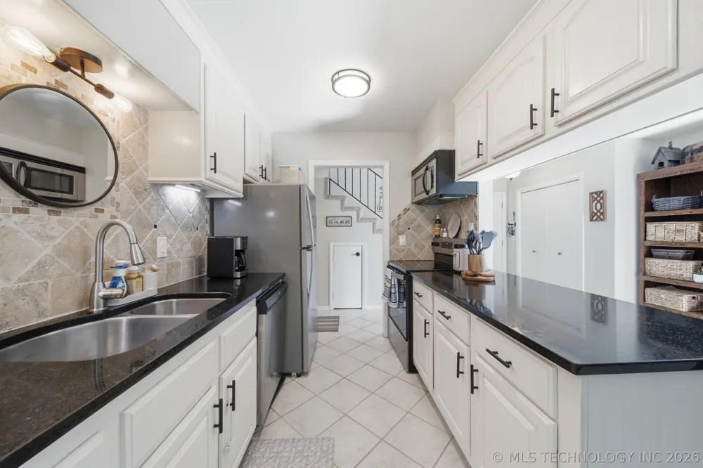 15911 E 131st Street S #Unit 1 Broken Arrow, OK 74011