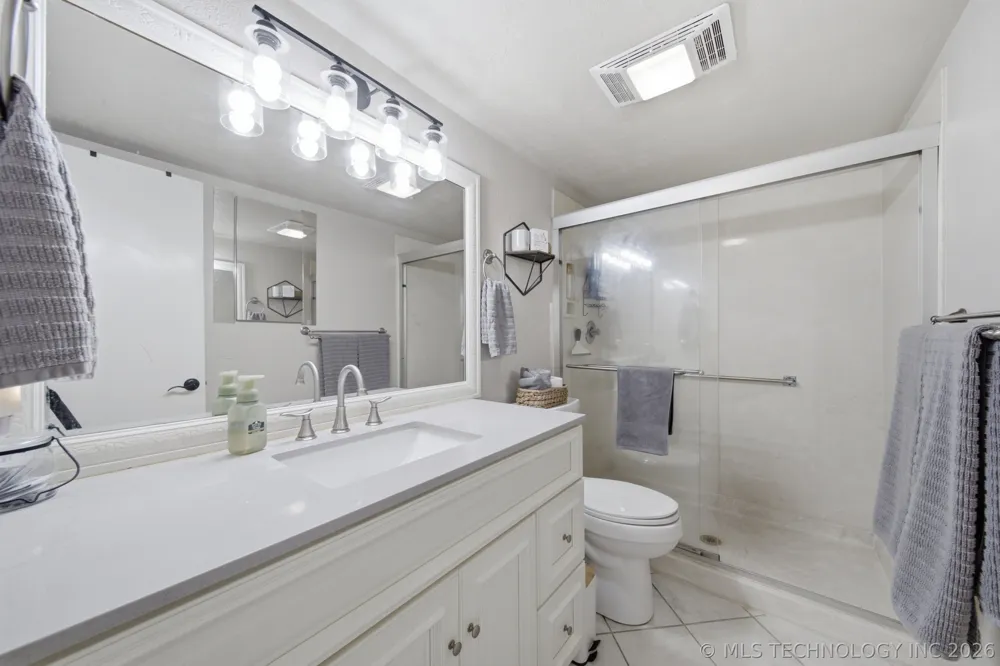 15911 E 131st Street S #Unit 1 Broken Arrow, OK 74011