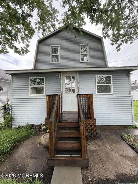 5 Leroy Place