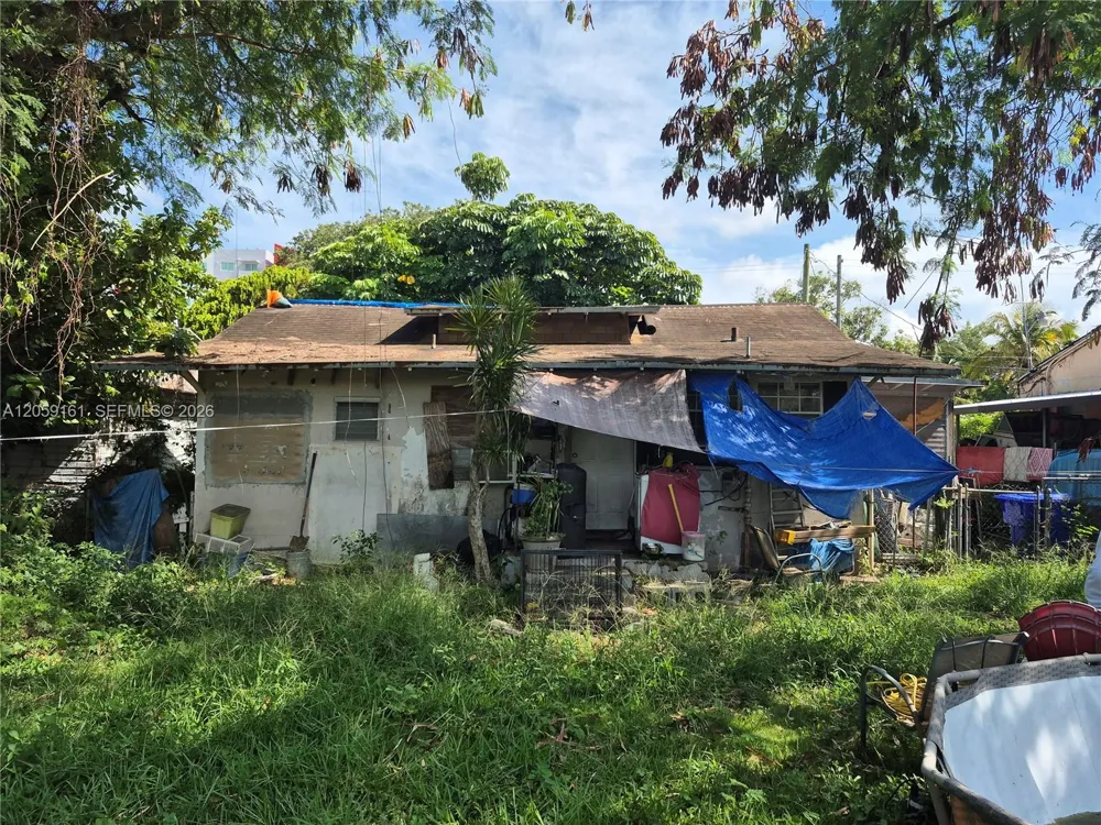 353 NE 58th St Miami, FL 33137