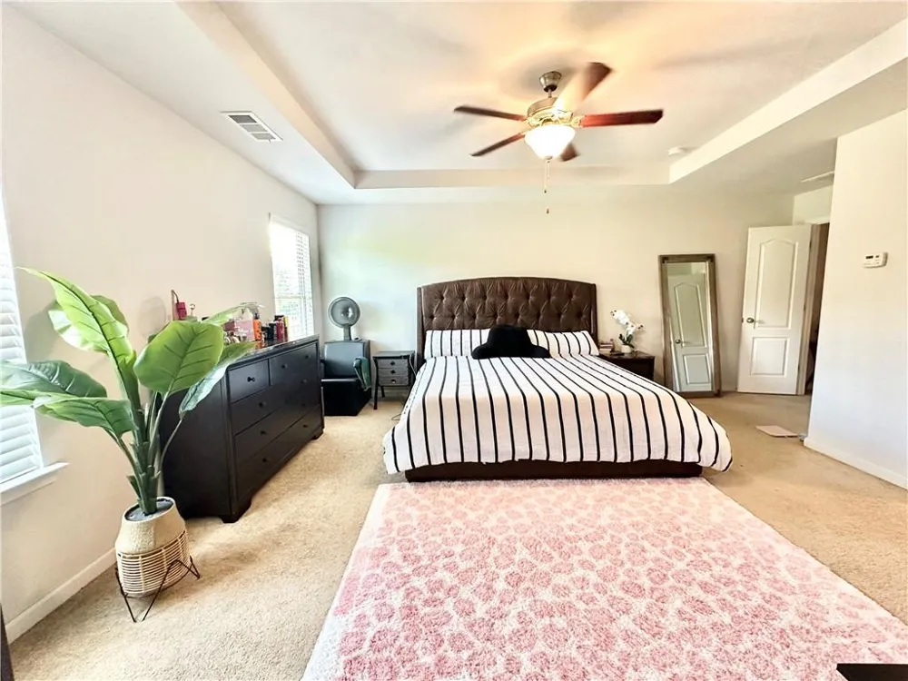 1710 Paxton Drive SW Lilburn, GA 30047