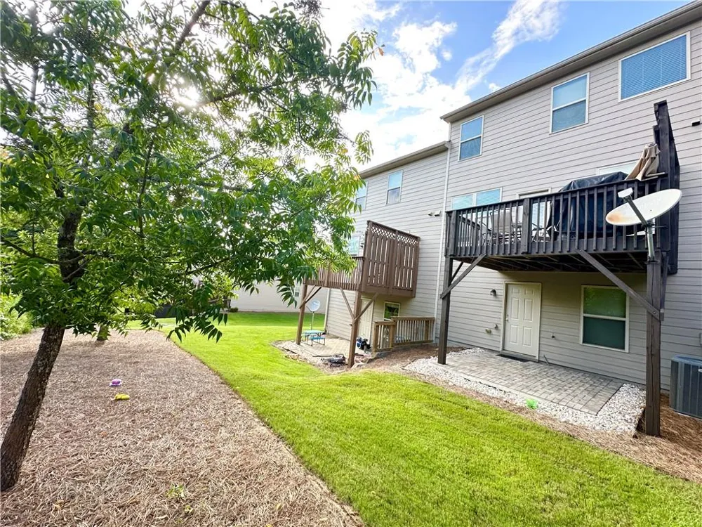 1710 Paxton Drive SW Lilburn, GA 30047
