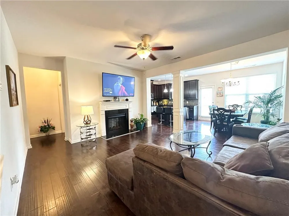 1710 Paxton Drive SW Lilburn, GA 30047