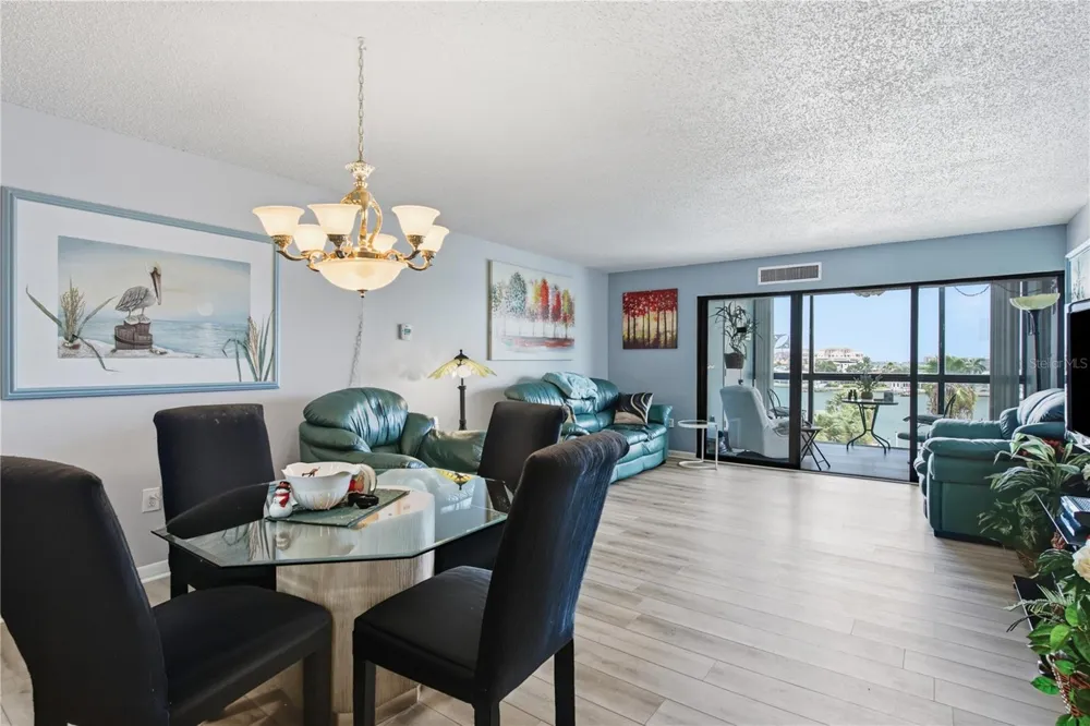 800 S GULFVIEW BOULEVARD #403 Clearwater Beach, FL 33767