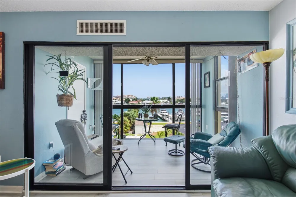 800 S GULFVIEW BOULEVARD #403 Clearwater Beach, FL 33767
