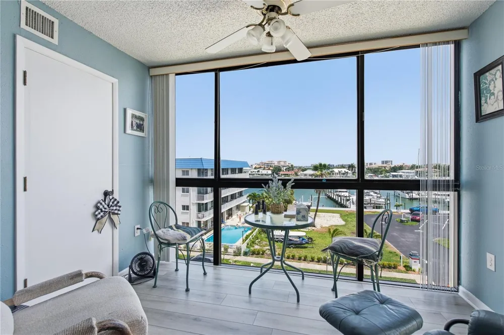 800 S GULFVIEW BOULEVARD #403 Clearwater Beach, FL 33767