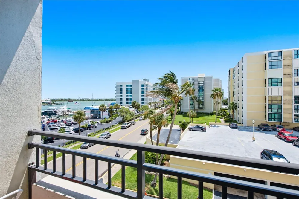 800 S GULFVIEW BOULEVARD #403 Clearwater Beach, FL 33767