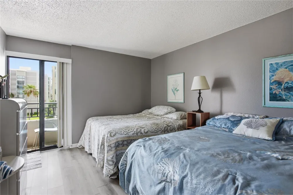 800 S GULFVIEW BOULEVARD #403 Clearwater Beach, FL 33767