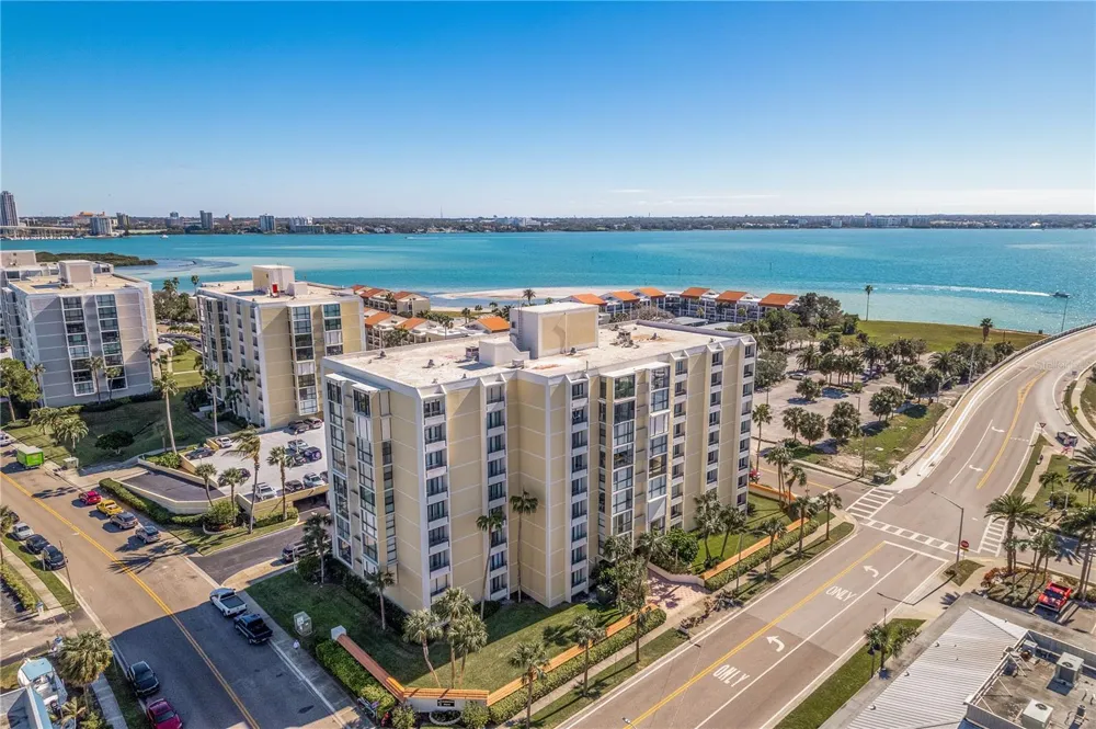 800 S GULFVIEW BOULEVARD #403 Clearwater Beach, FL 33767