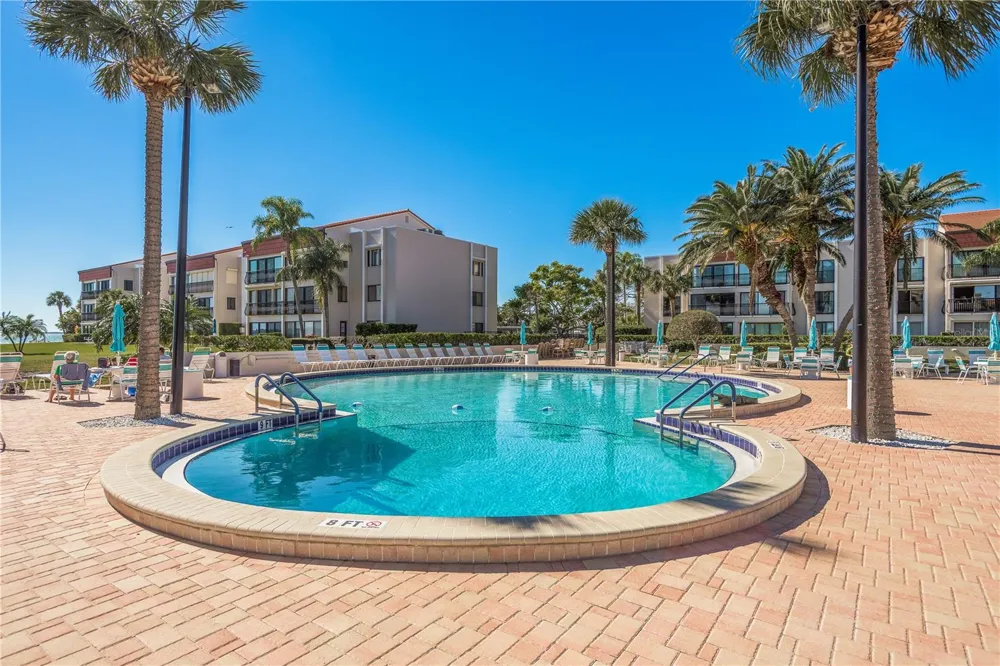 800 S GULFVIEW BOULEVARD #403 Clearwater Beach, FL 33767