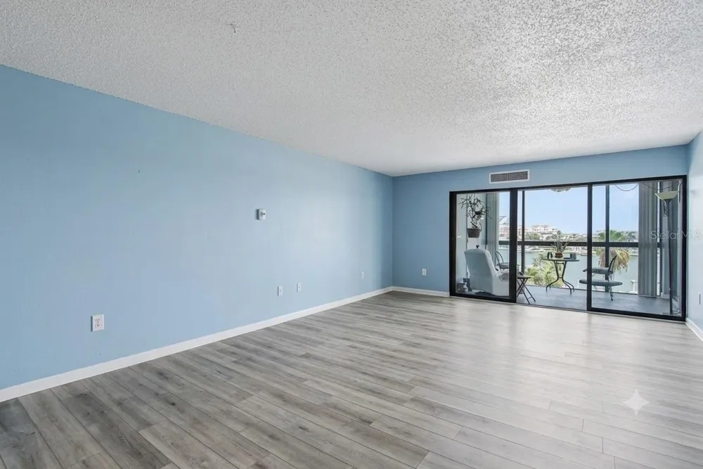 800 S GULFVIEW BOULEVARD #403 Clearwater Beach, FL 33767