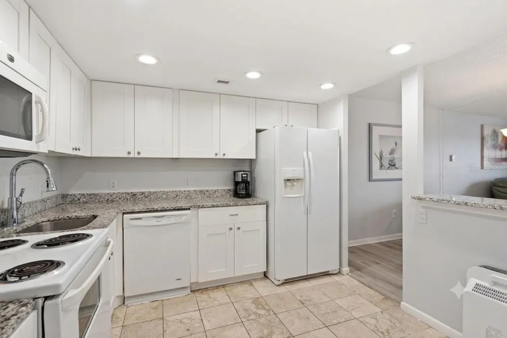 800 S GULFVIEW BOULEVARD #403 Clearwater Beach, FL 33767