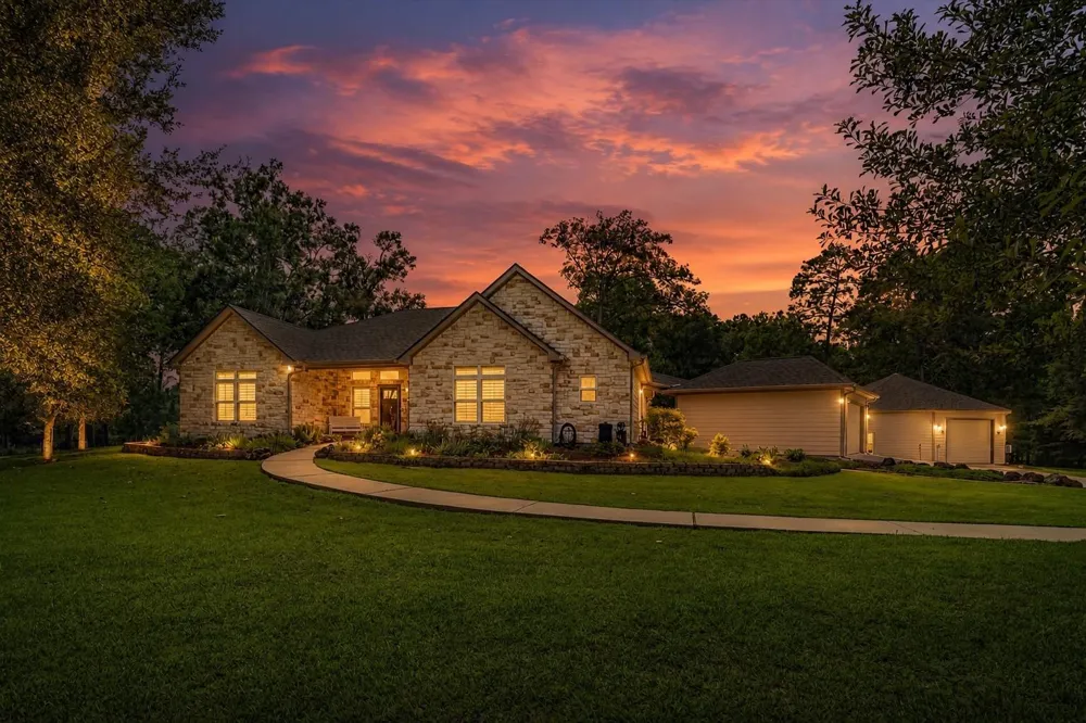 26816 Vista Meadow Court Huffman, TX 77336