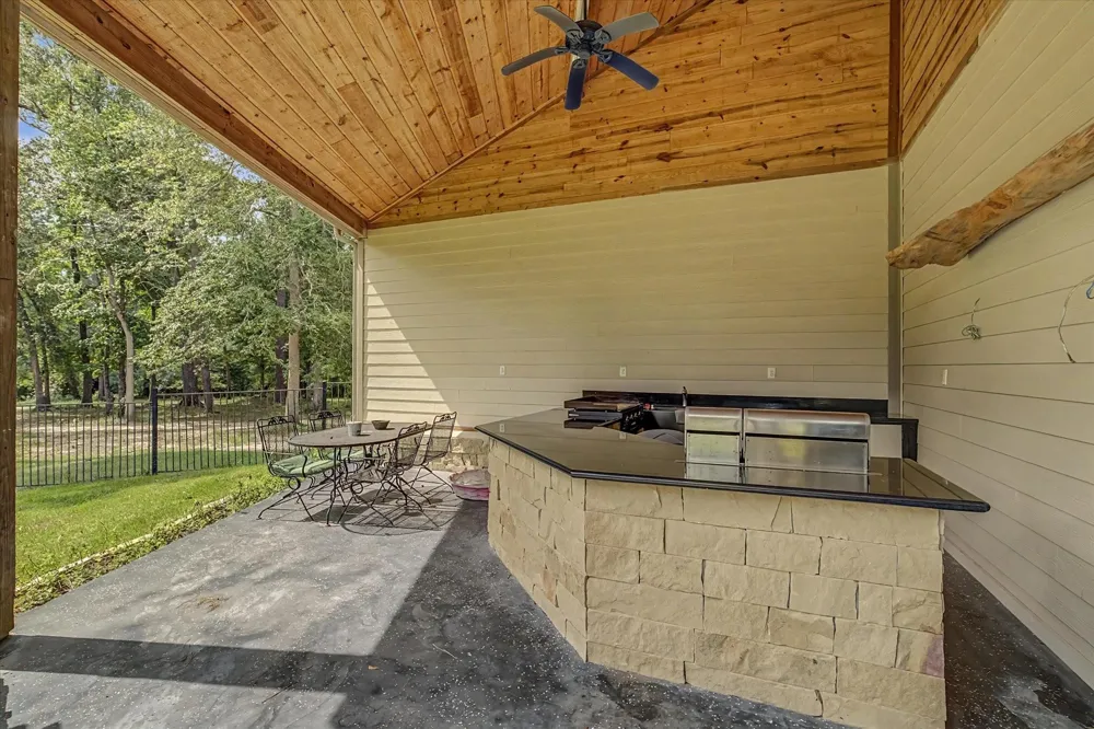 26816 Vista Meadow Court Huffman, TX 77336
