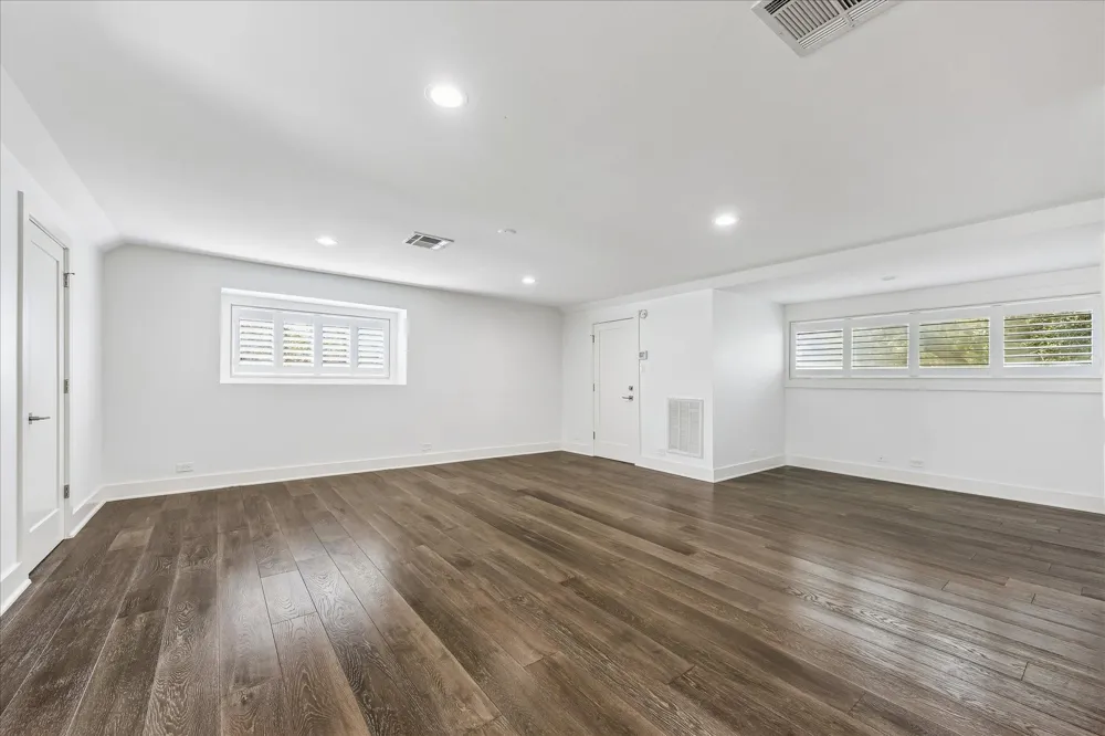 5524 Sturbridge Drive Houston, TX 77056