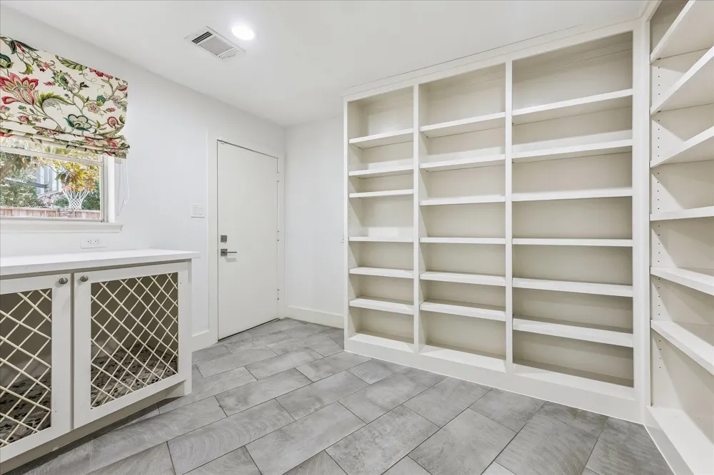 5524 Sturbridge Drive Houston, TX 77056