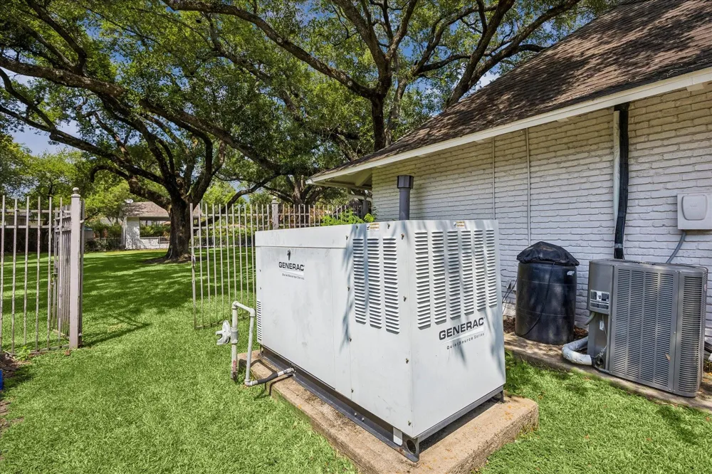 5524 Sturbridge Drive Houston, TX 77056