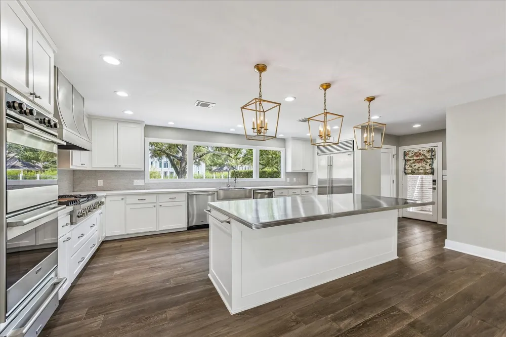 5524 Sturbridge Drive Houston, TX 77056