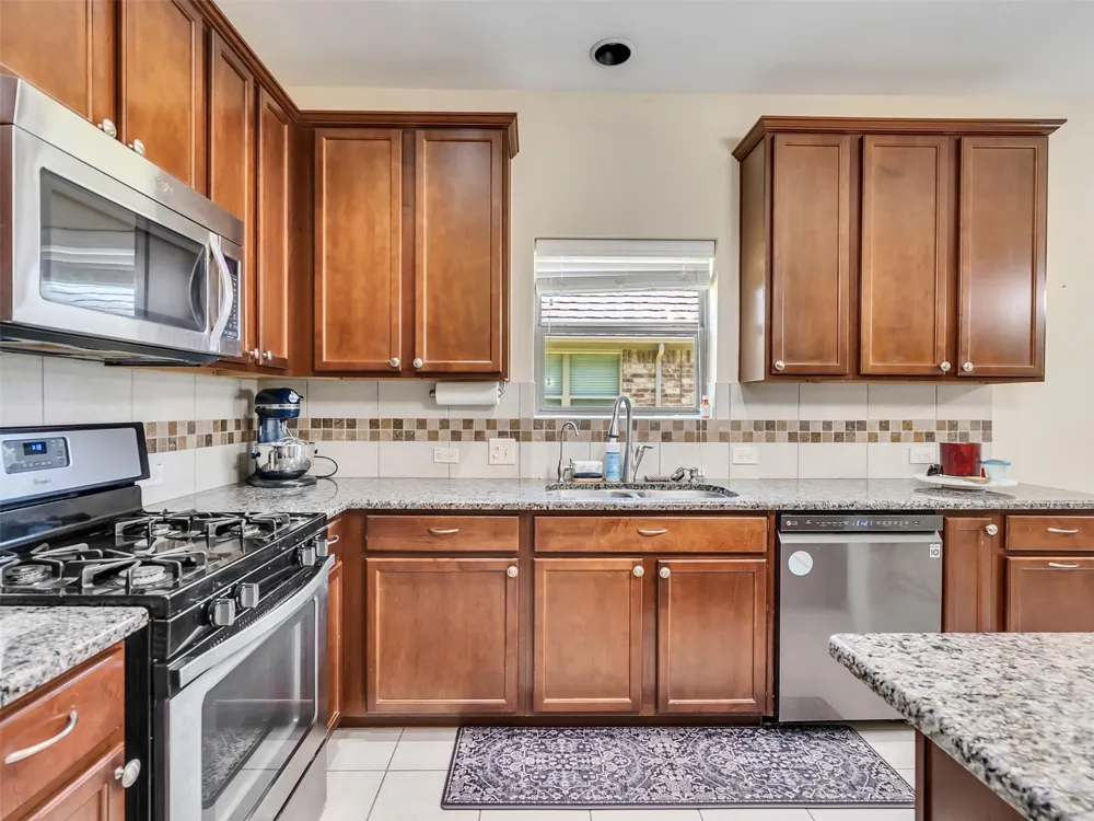 26133 Gallant Knight Lane Kingwood, TX 77339