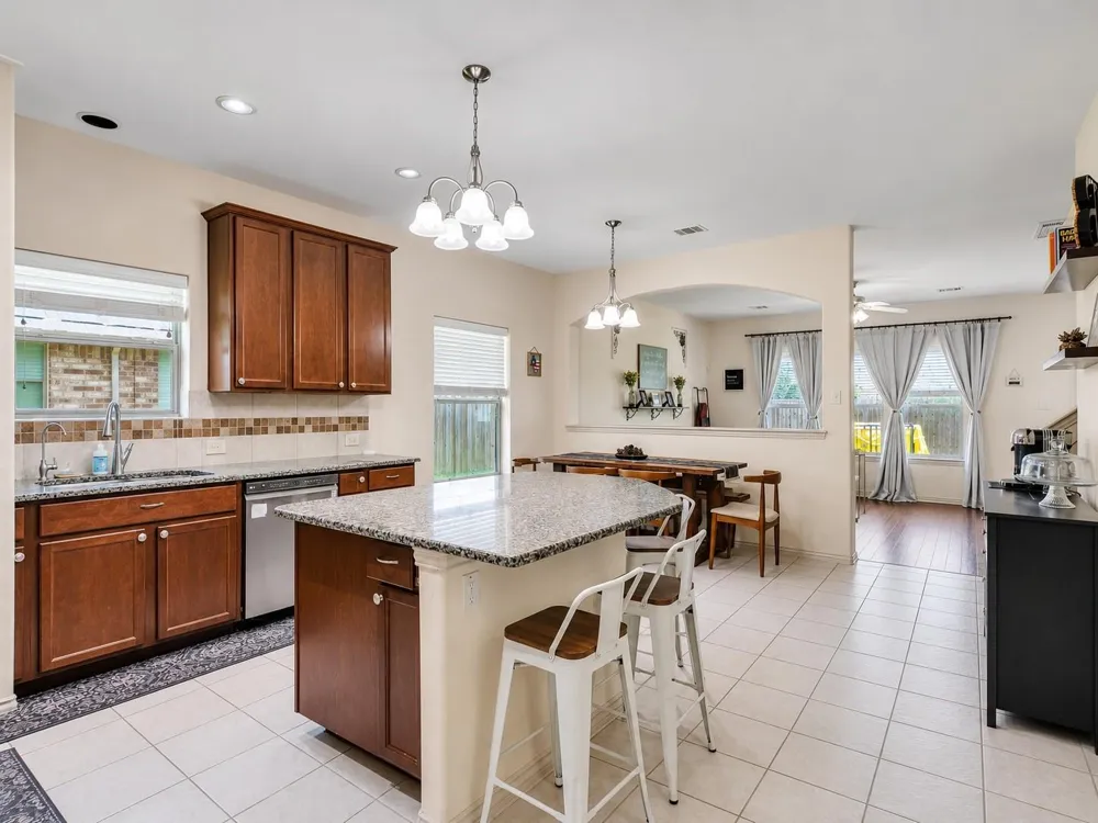 26133 Gallant Knight Lane Kingwood, TX 77339
